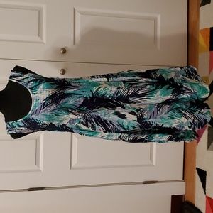 Stunning Multi-Colored Floral Dress by Croft and Barrow Size Medium